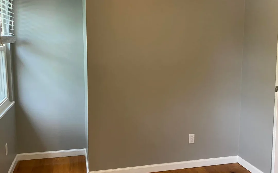 Is It Worth Painting Your House Yourself?